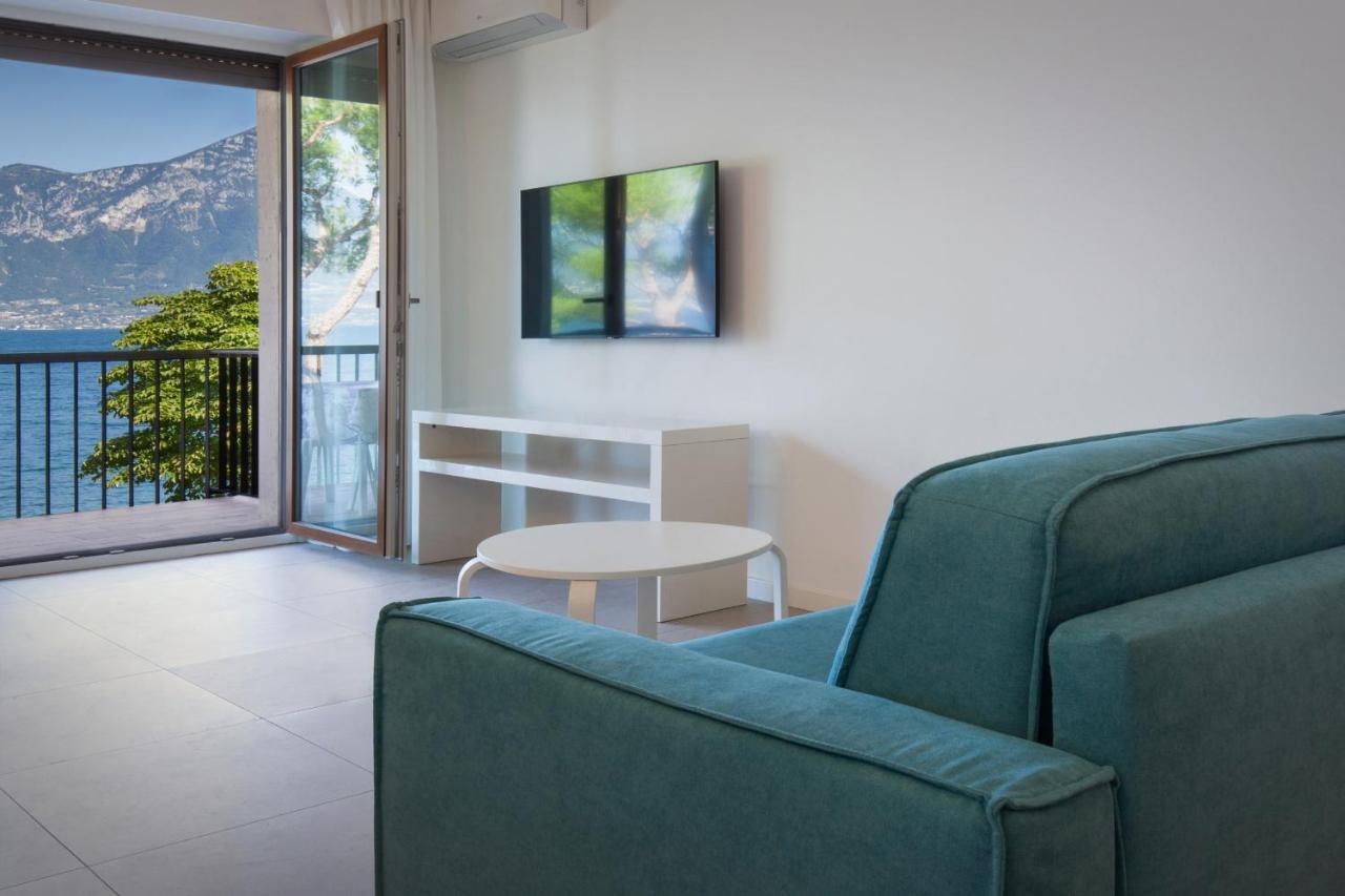 Apartment Azzurro Torri Del Benaco Exterior photo